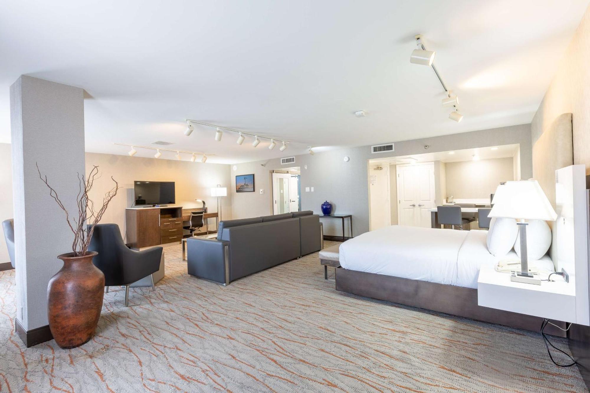 Doubletree By Hilton Dallas/Richardson Ngoại thất bức ảnh